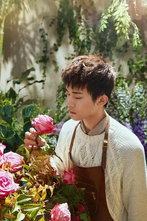 易洋千玺野兽派代言2018-2019