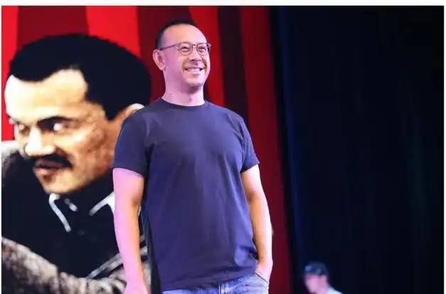 这一次左小青的"面具",被刀朗彻底撕烂|姜文|刀郎|孙红雷|王志文