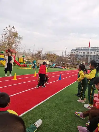 大一班小朋友运动会精彩瞬间