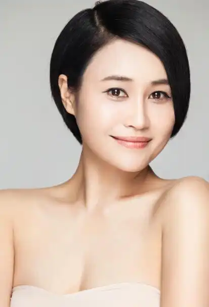 顾莉雅拍公益宣传片为海口代言