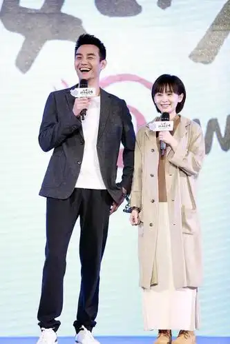 王子文眼神都是戏王凯萌变表情包获赞颜正身材好