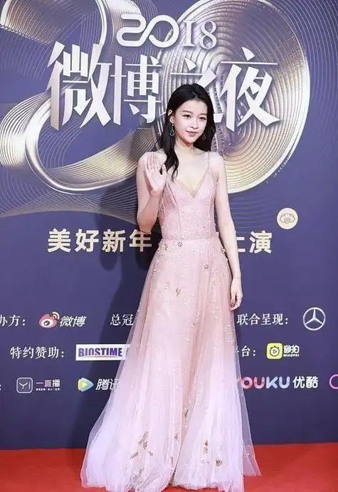 以瘦为美的孙怡瘦的成皮包骨了真的不认为这样美