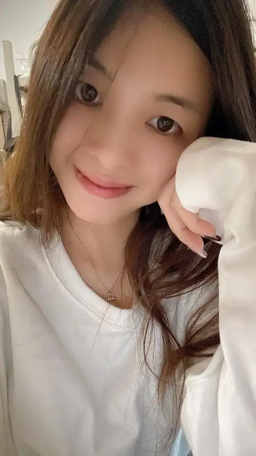 所以男生也要付出,而不是当成女孩子不舍得就代表她不值得,在这个现实