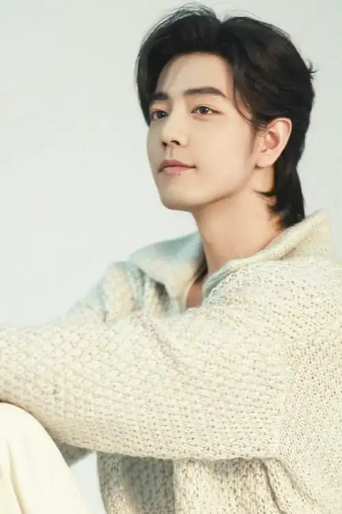 肖战穿白毛衣似雪如光##肖战工作室兑现千万粉丝福利##拾趣计划