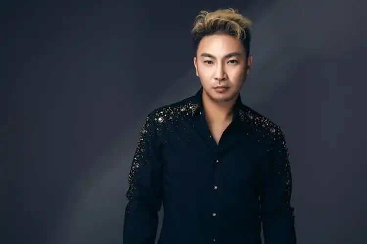 陈少华[中国内地男歌手]_百科