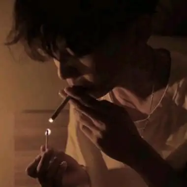 标签:男生头像,伤感,抽烟