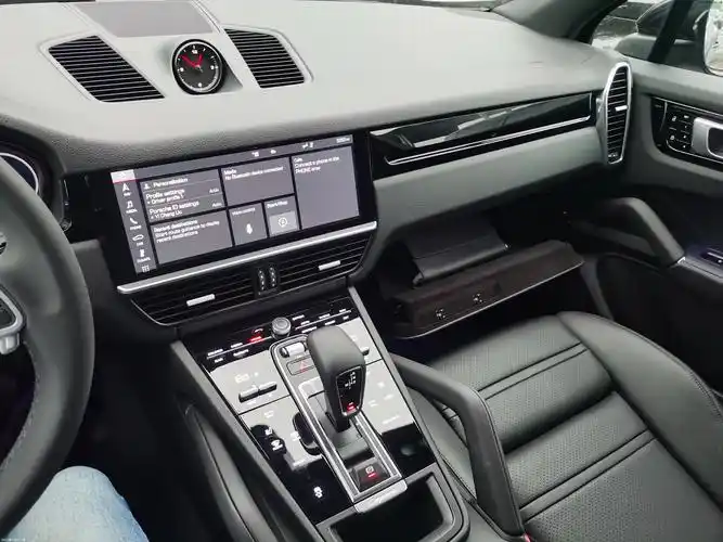 天津保时捷卡宴平行进口卡宴现车80万起