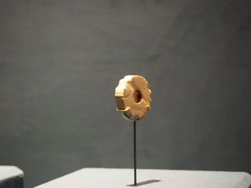 良渚博物院·良渚文化·瑶山遗址·龙首纹玉圆牌