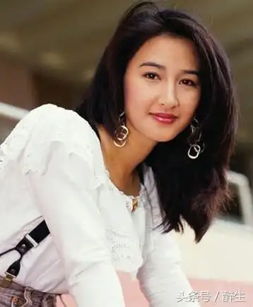 关咏荷以前与邵美琪,郭蔼明,陈松伶并称tvb第二代当家花旦,她主演的