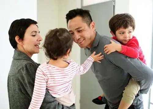 刘烨一家四口(资料图)