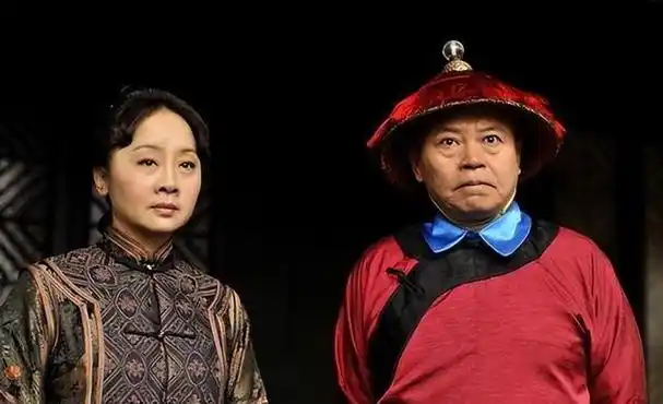 演员王新军:成名后抛妻弃子,把秦海璐宠成宝,前妻红了