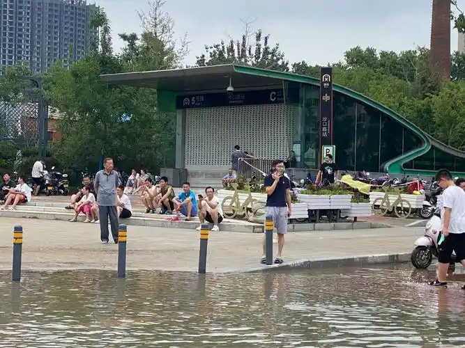 困于郑州地铁5号线