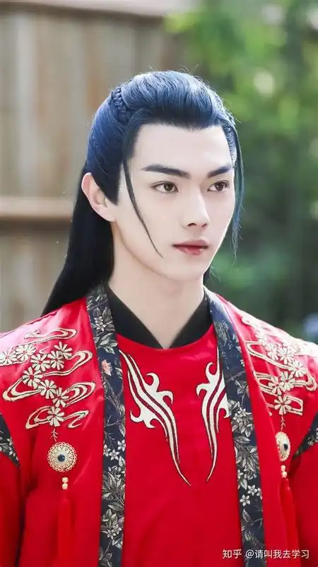 许凯演的古装剧田三七