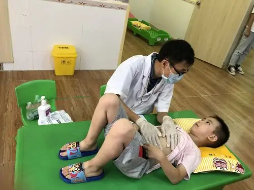 我体检,我健康,启萌幼儿园体检报道