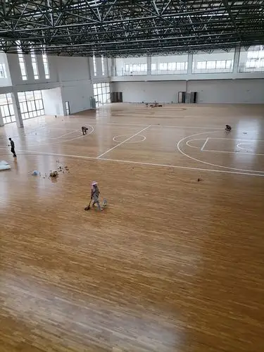 云南建水临安高级中学运动木地板