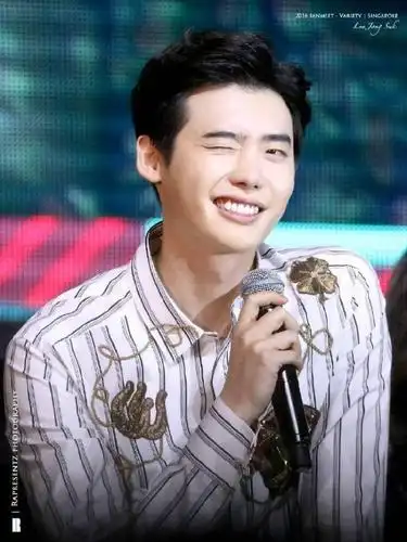 "芳心狙击手"李钟硕来辽!wink六连击你准备好了吗?