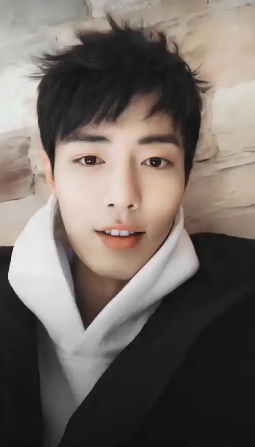 这笑容暴击!谁受得了#肖战