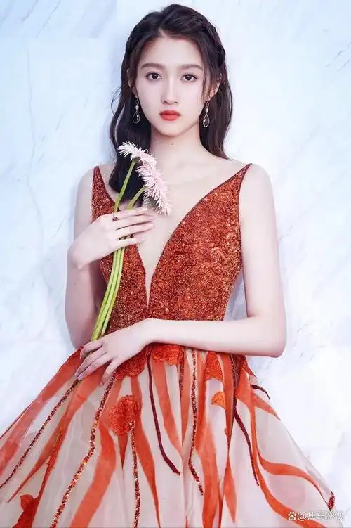 盘点关晓彤最火的十部电视剧实力颜值双在线娱乐圈90后代表