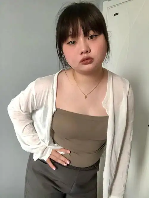 look9162cm150斤ootd内搭吊带