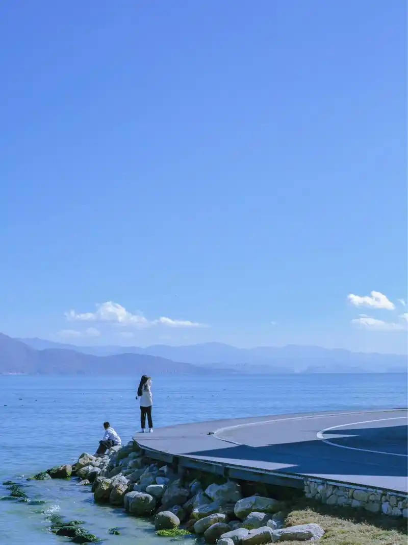 红s弯打卡地,大理小镰仓 去骑行,去拍照,去发呆,艾特你的另一半一起吧