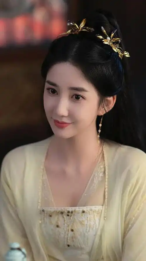 3位男主中,檀健次的相柳和邓为的涂山璟,都有众多支持者,可以说算是