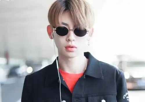 小鬼王琳凯新发型秒变小可爱粉丝直呼不敢认