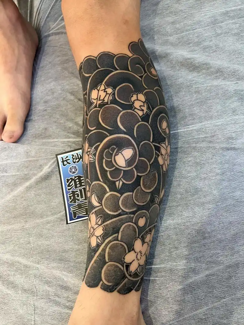 磨砂雾面 #防水纹身贴 #樱花腿纹身 #日式老传统  樱花 - 抖音