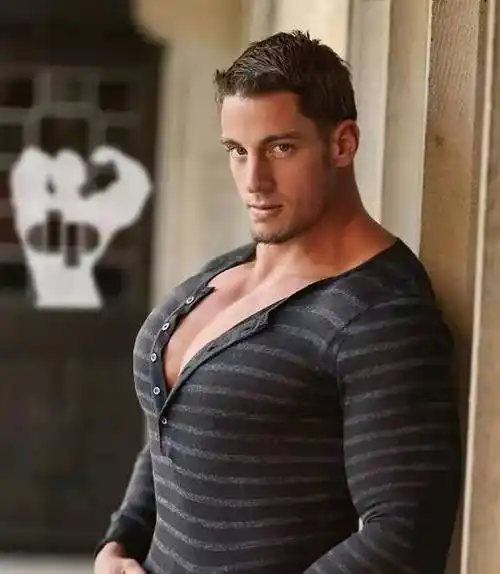 【全民健身】练豆腐块胸肌,你必须知道的细节!