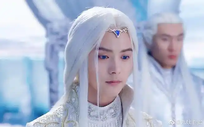 自杀阡陌之后,马可一度得到了古装美男的称号,导致后来的戏路都往这个