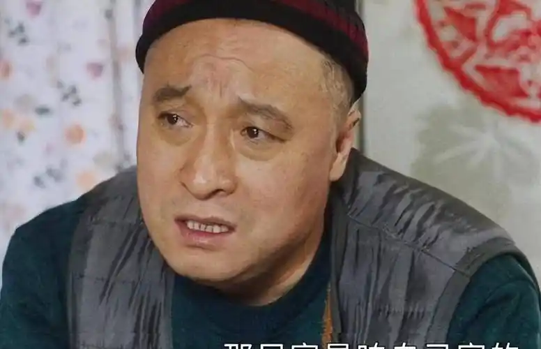 张中维面前,他自信地表露了内心的想法,脸上挂着势在必得的得意表情