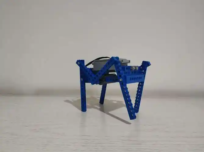 小颗粒乐高课--四足机器人