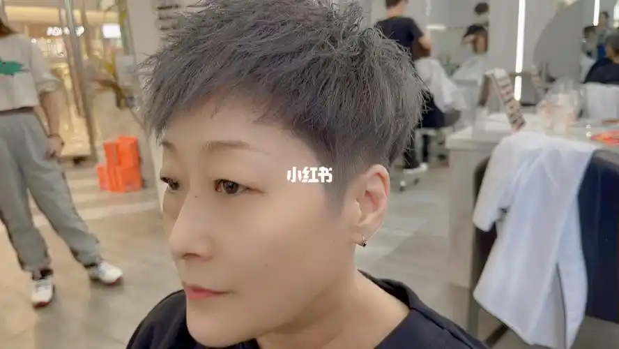 氛围感锡纸烫77烟灰色阿姨也喜欢啦