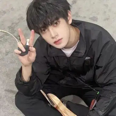 成熟稳重又很帅气魅力男头大_男生头像_美头网