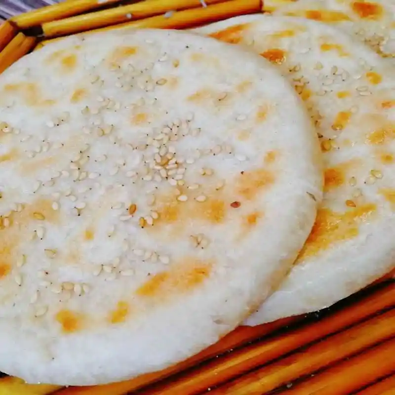 好在咱们泱泱中华面食种类实在是太多了,且不说别的,光说各种烙饼就