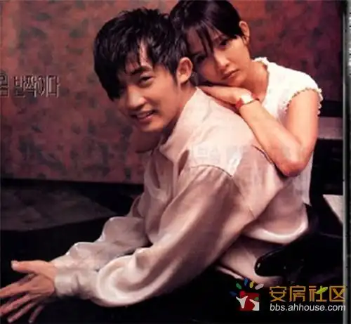 安在旭宣布6月1日迎娶小11岁女友 求婚照曝光