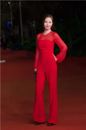 江一燕出席罗马电影节谈《三少》匠人匠心