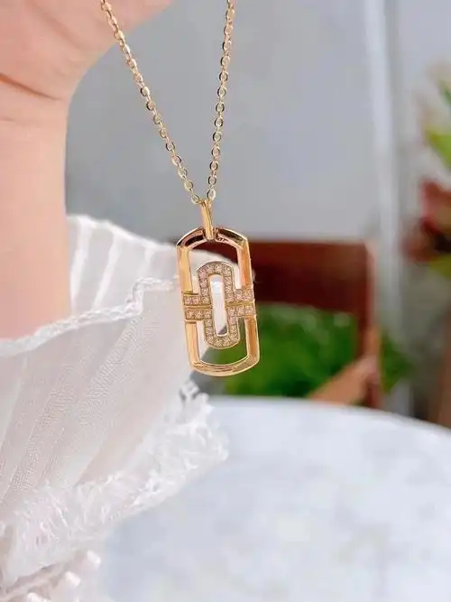 精致别致回形针项链