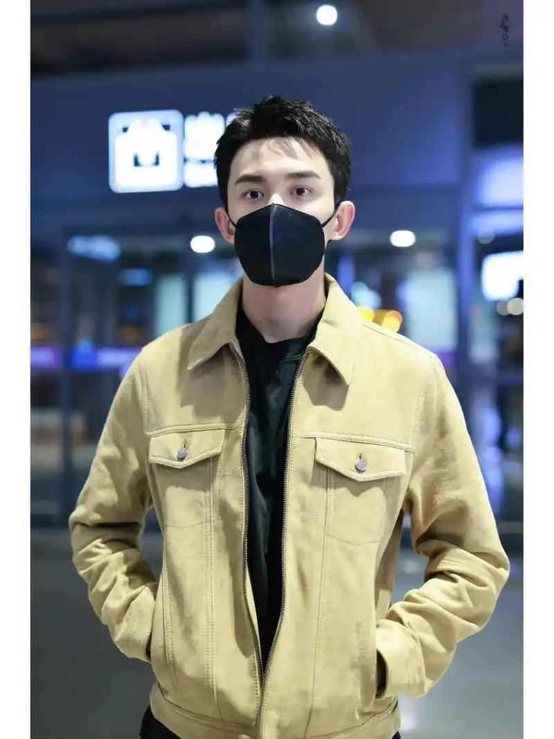 三石弟弟好久不见0699帅气大男孩 吴磊日常私服穿搭超级帅的 生图