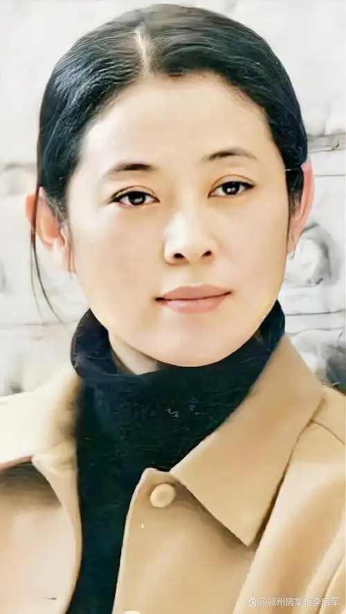 64岁的倪萍,倪萍心情大好,很神奇的是倪萍年轻消瘦了许多,真的是倪萍