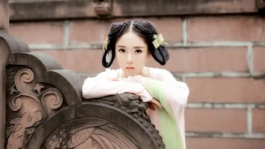 倾城绝色古装美女武媚娘造型唯美古典美女高清桌面壁纸下载