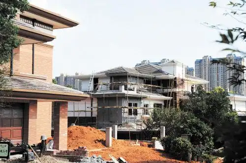 大连别墅改造高档别墅小区内改建或加层风行