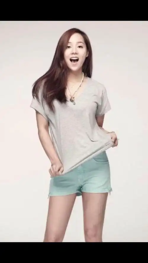 名人诞辰韩国女歌手及演员一一柳真