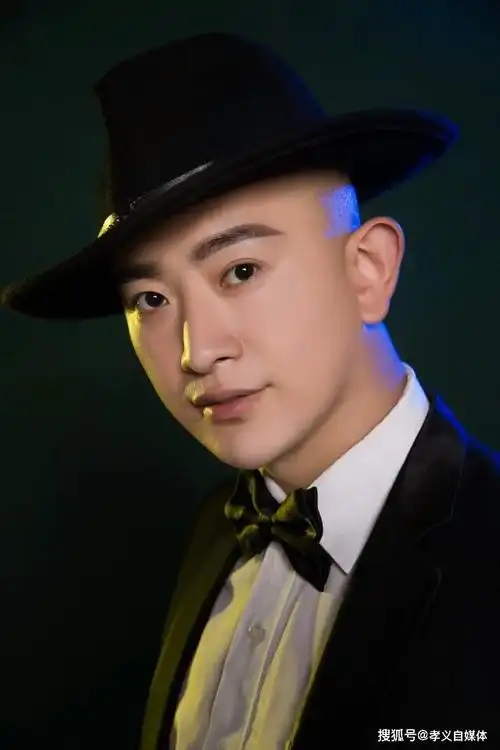 王帅反串演员的成长之路 吕梁黄土地盛开的一朵反串之"花"