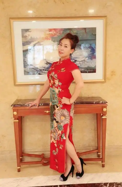 国色天香旗袍美人春节大拜年 - 美篇