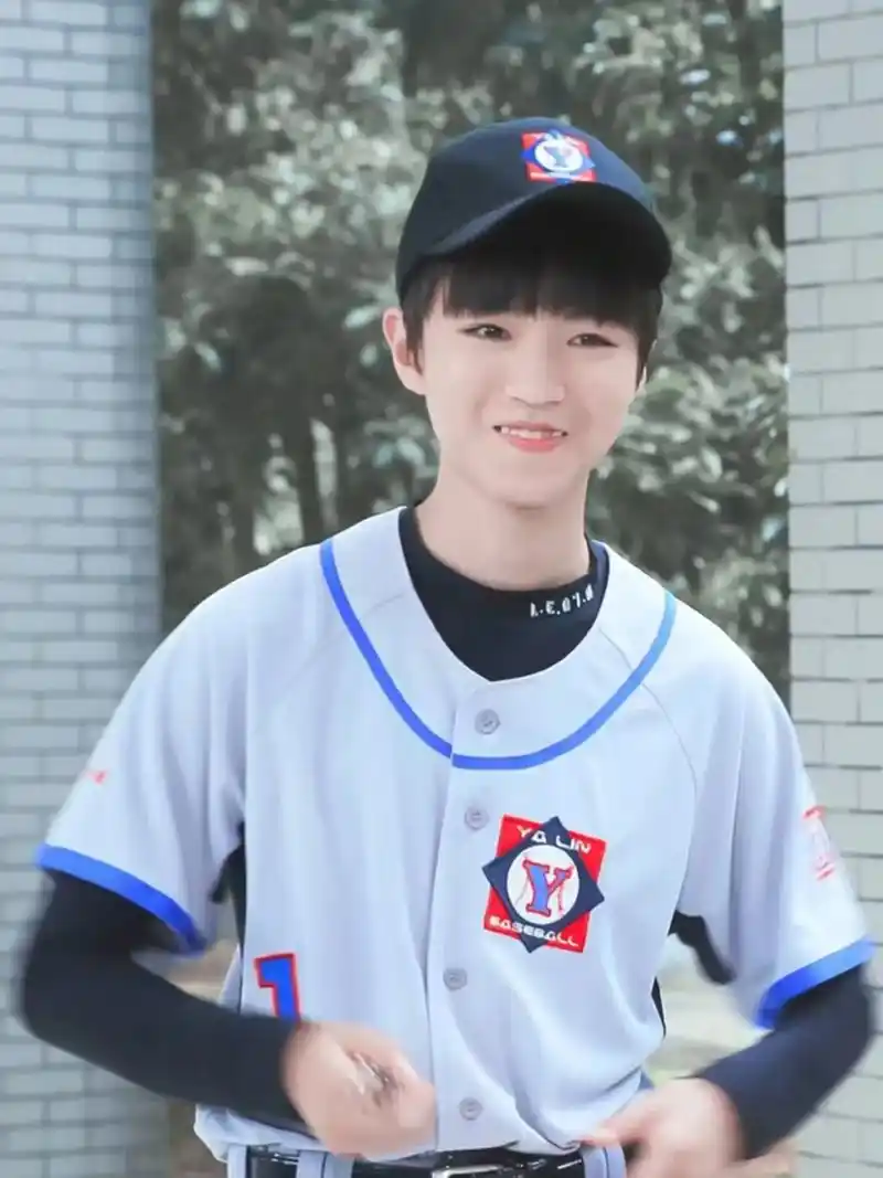 谁会不喜欢邬童啊#王俊凯 #我们的少年时代 #王俊凯青春无畏 - 抖音