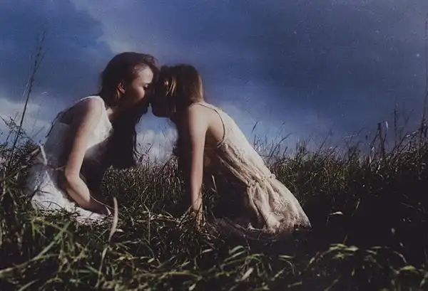 跟美女摄影师学拍灵魂深处的情绪人像