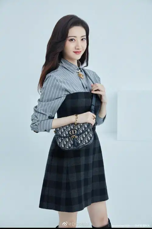 迪奥品牌代言——景甜!