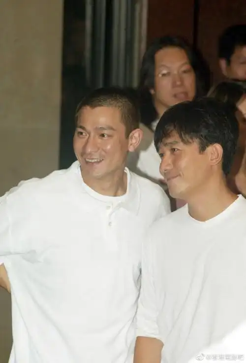 大小版的陈永仁和刘建明都好迷人啊!