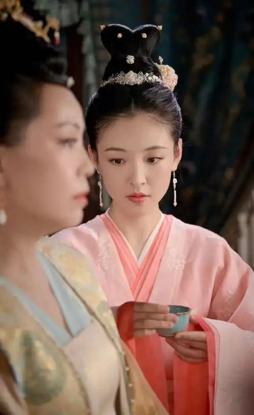 吴倩七年前后对比##吴倩一部剧两个声音