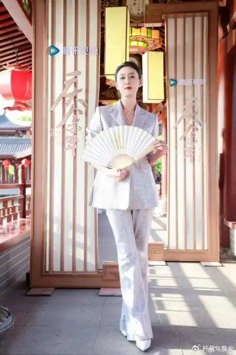 没人扒一扒赵柯嘛 这些年观众吃的别太好|赵柯|豫妃|演员_新浪新闻